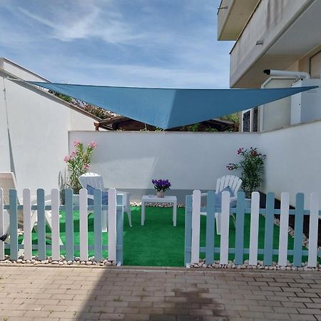 I Colori Del Mare Villa Fiumicino Buitenkant foto
